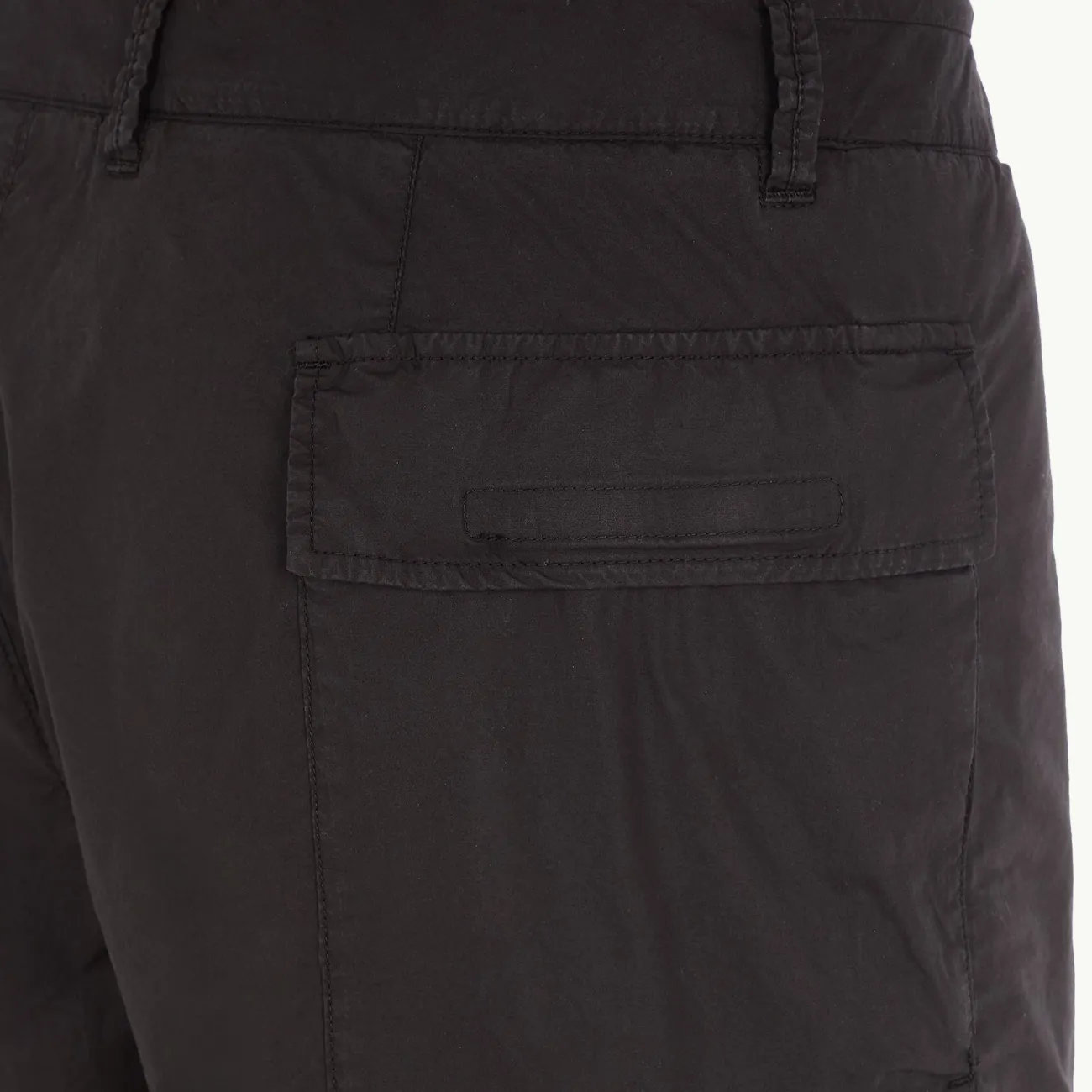 Bermuda Short Patch Comfort - Black 2980