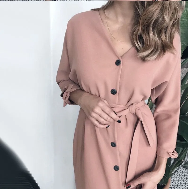 Long-sleeved buttocks solid color dress, V-neck, long-sleeved, slimming, wear a mid-length dress before and after