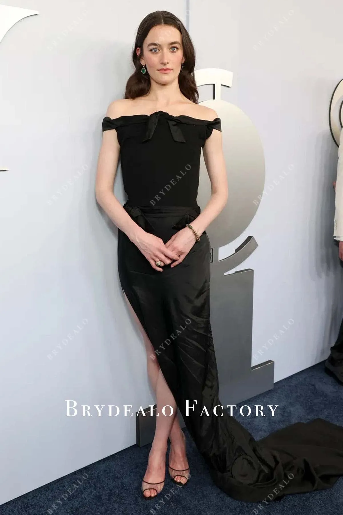 Sarah Pidgeon 2024 Tony Awards Black Off Shoulder Dress